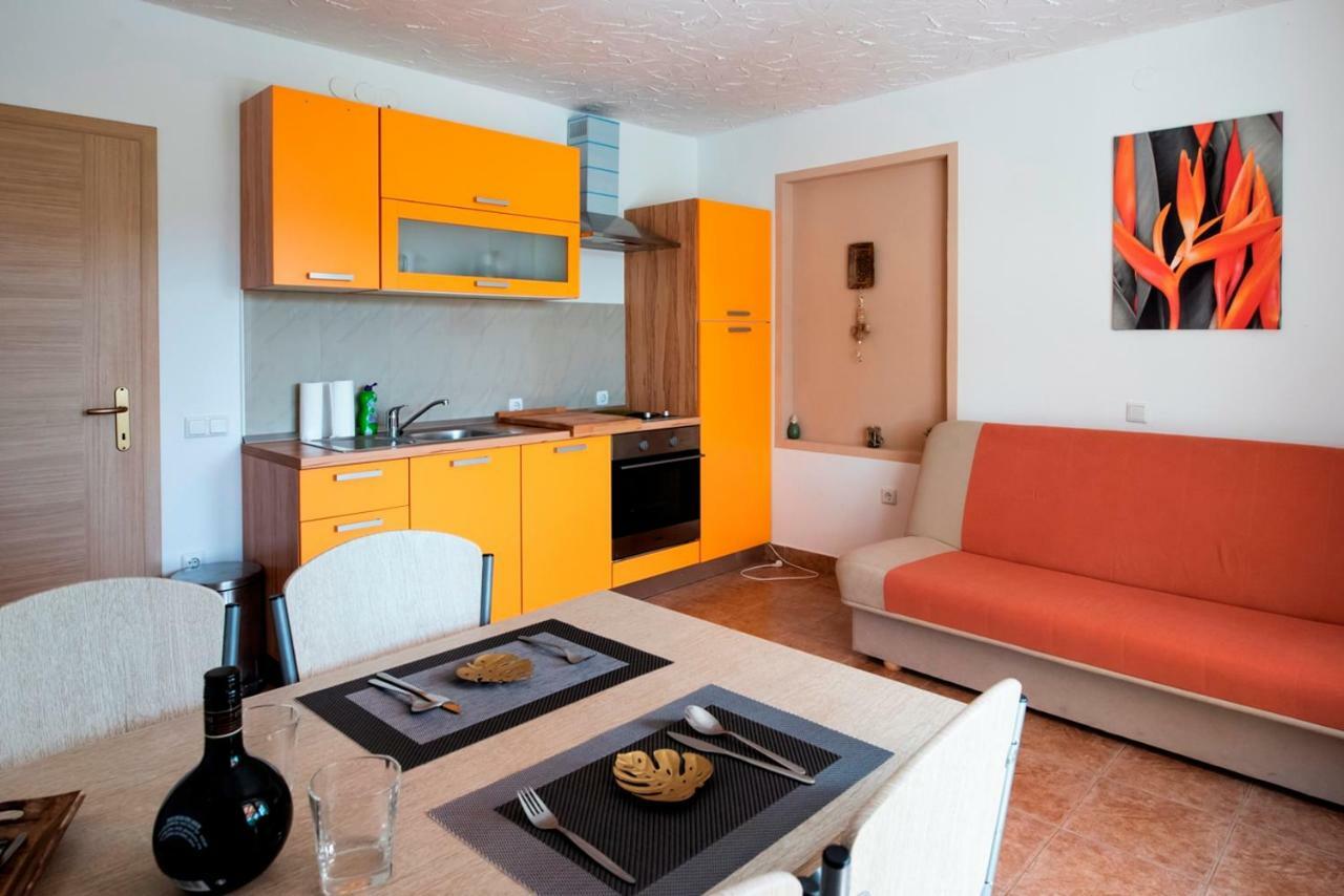 Lavanda Apartments&Studios Pinezići Exteriér fotografie