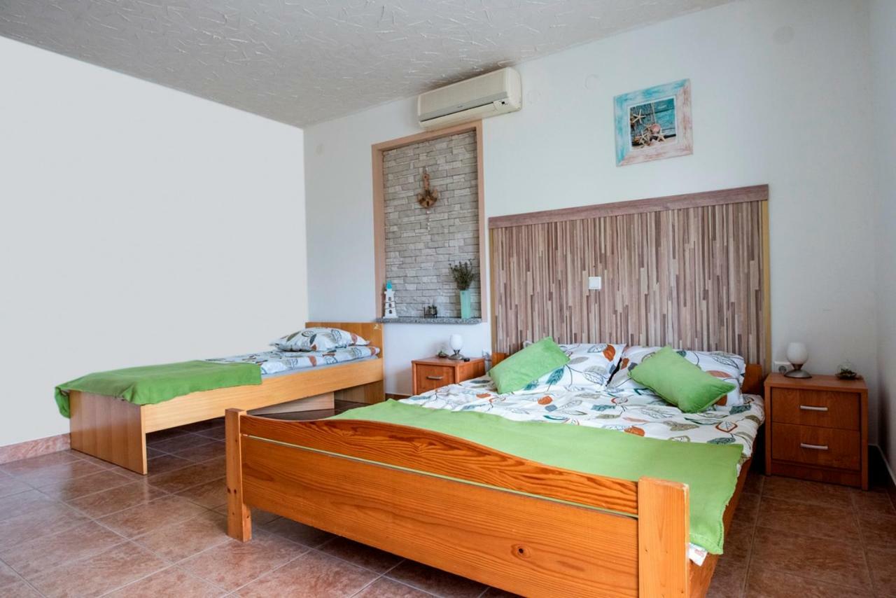Lavanda Apartments&Studios Pinezići Exteriér fotografie
